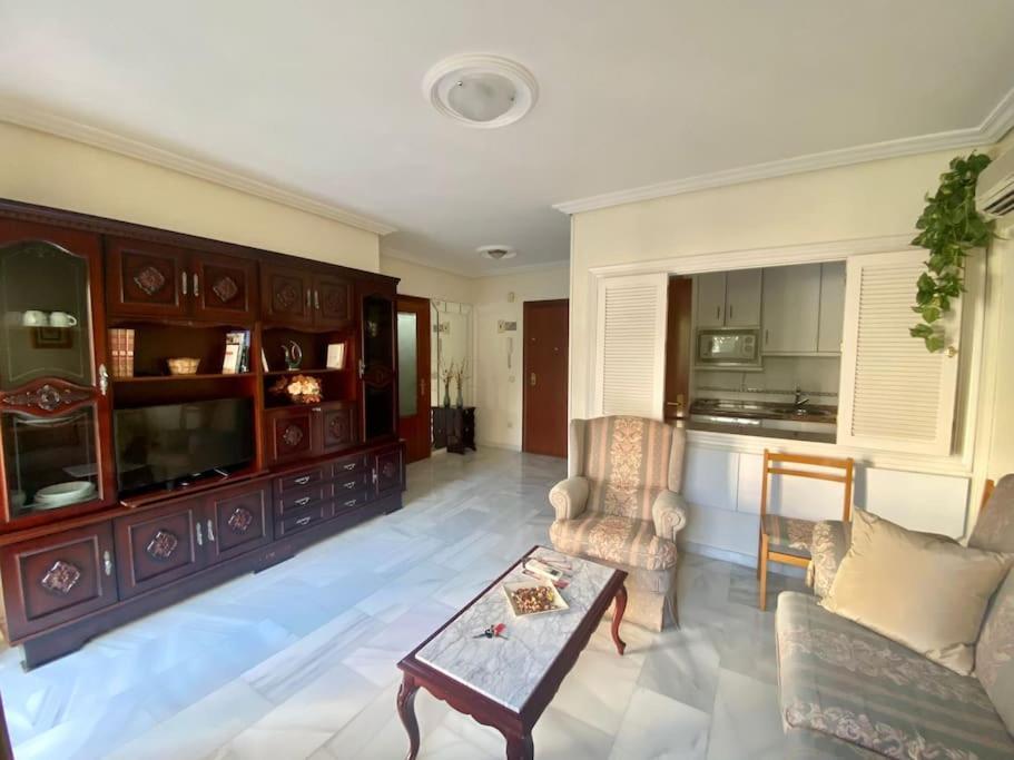 Rentalsevilla Luis De Morales Экстерьер фото